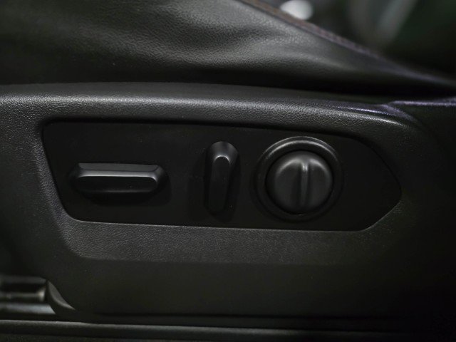 Used 2021 GMC Sierra 1500 AT4 image 32