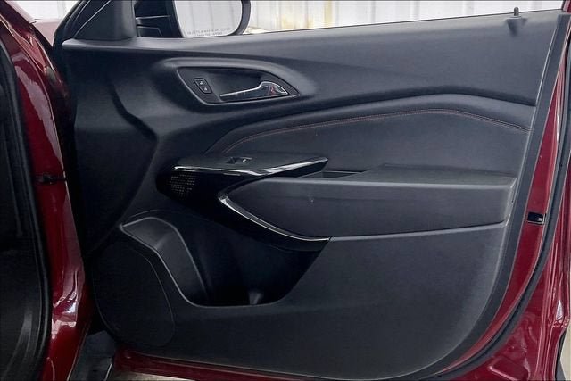 Certified 2024 Chevrolet Trax RS w/ Sunroof Package FWD image 22