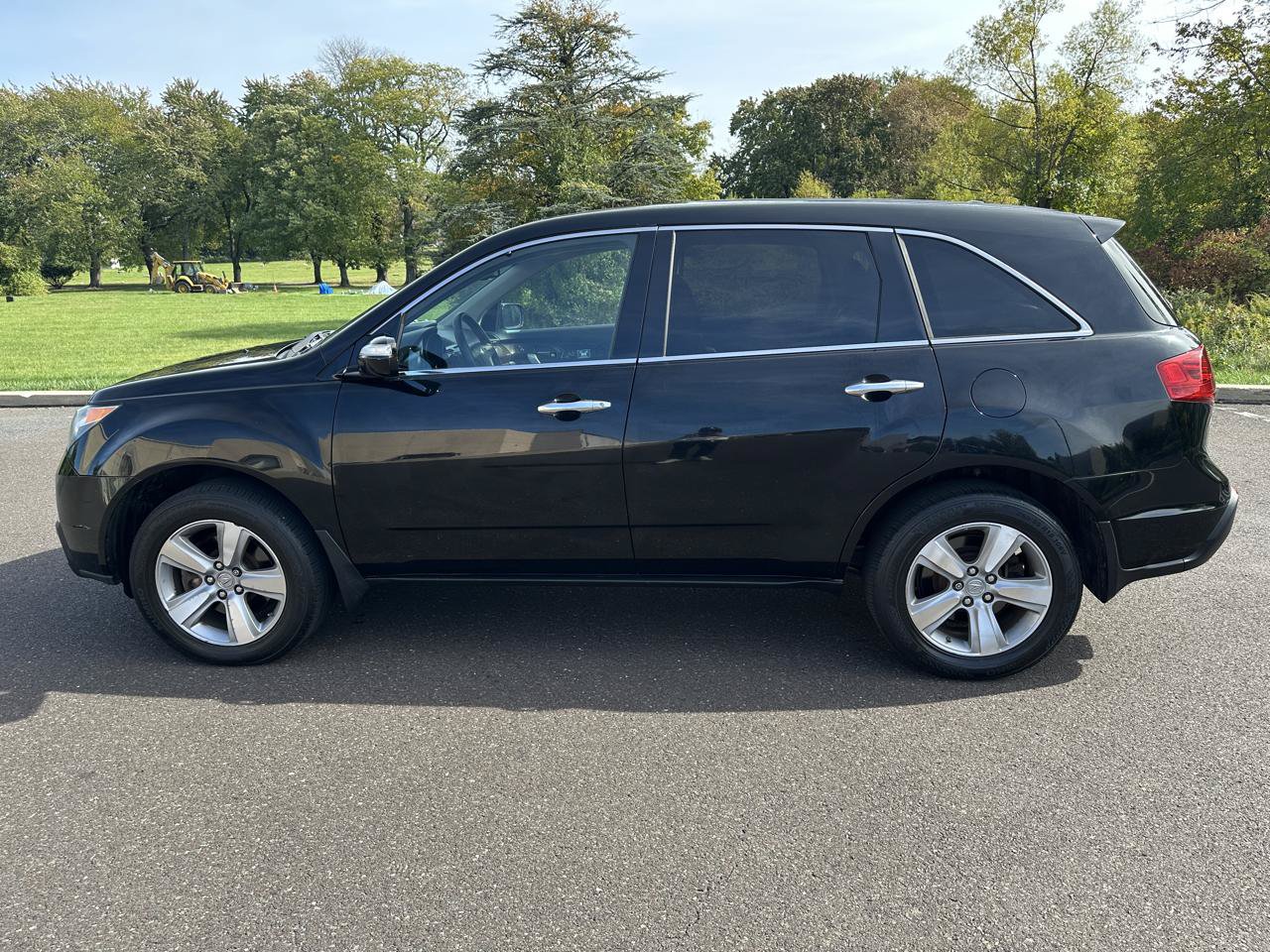 Used 2012 Acura MDX w/ Technology Package AWD/4WD image 9