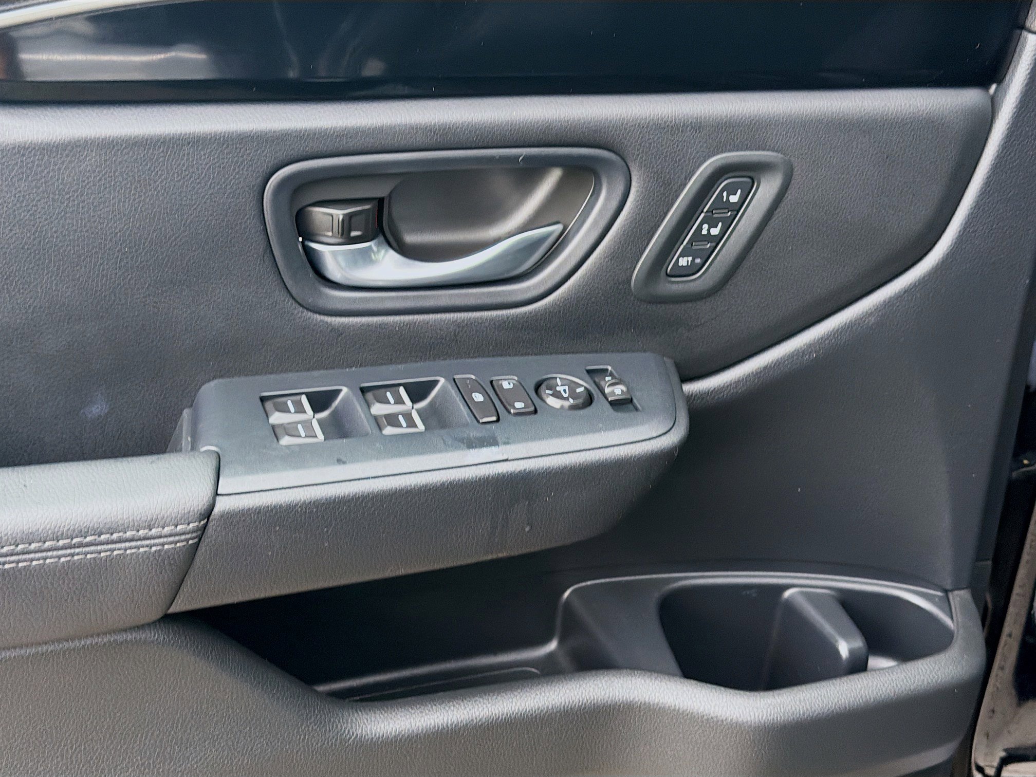 Certified 2025 Honda Pilot EX-L image 17