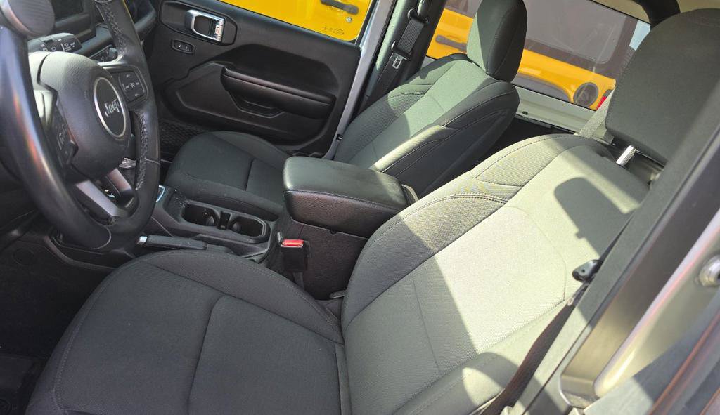 Used 2021 Jeep Wrangler Sport AWD/4WD image 10