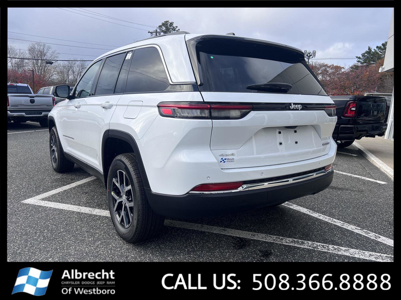 New 2025 Jeep Grand Cherokee Limited image 3