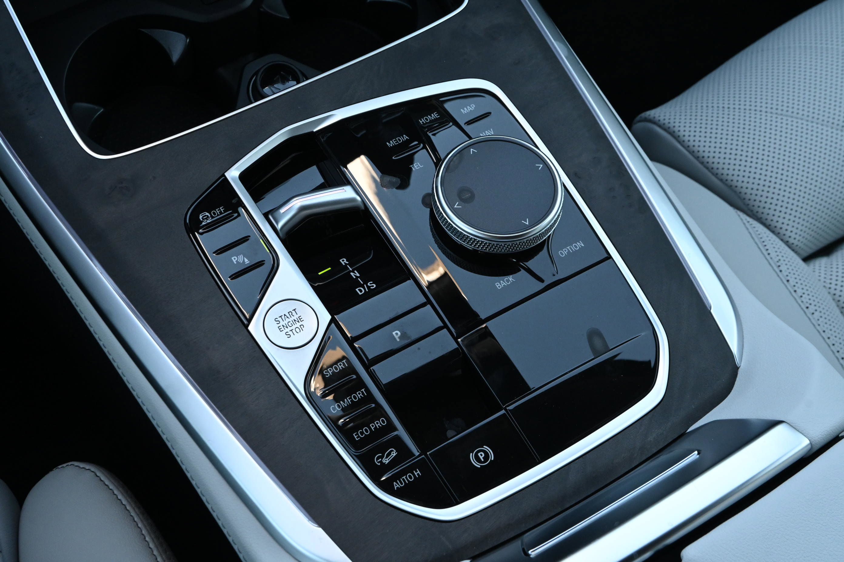 New 2026 BMW X5 xDrive40i AWD/4WD image 21