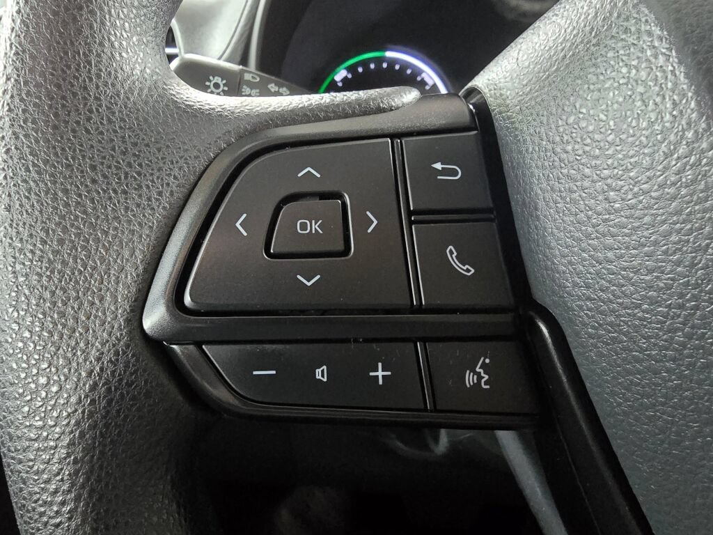 Used 2024 Toyota Sienna LE AWD/4WD image 28