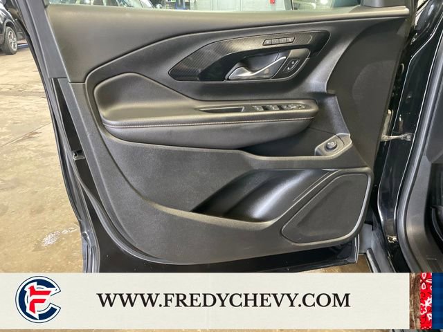 Used 2022 GMC Terrain AT4 w/ Tech Package image 15