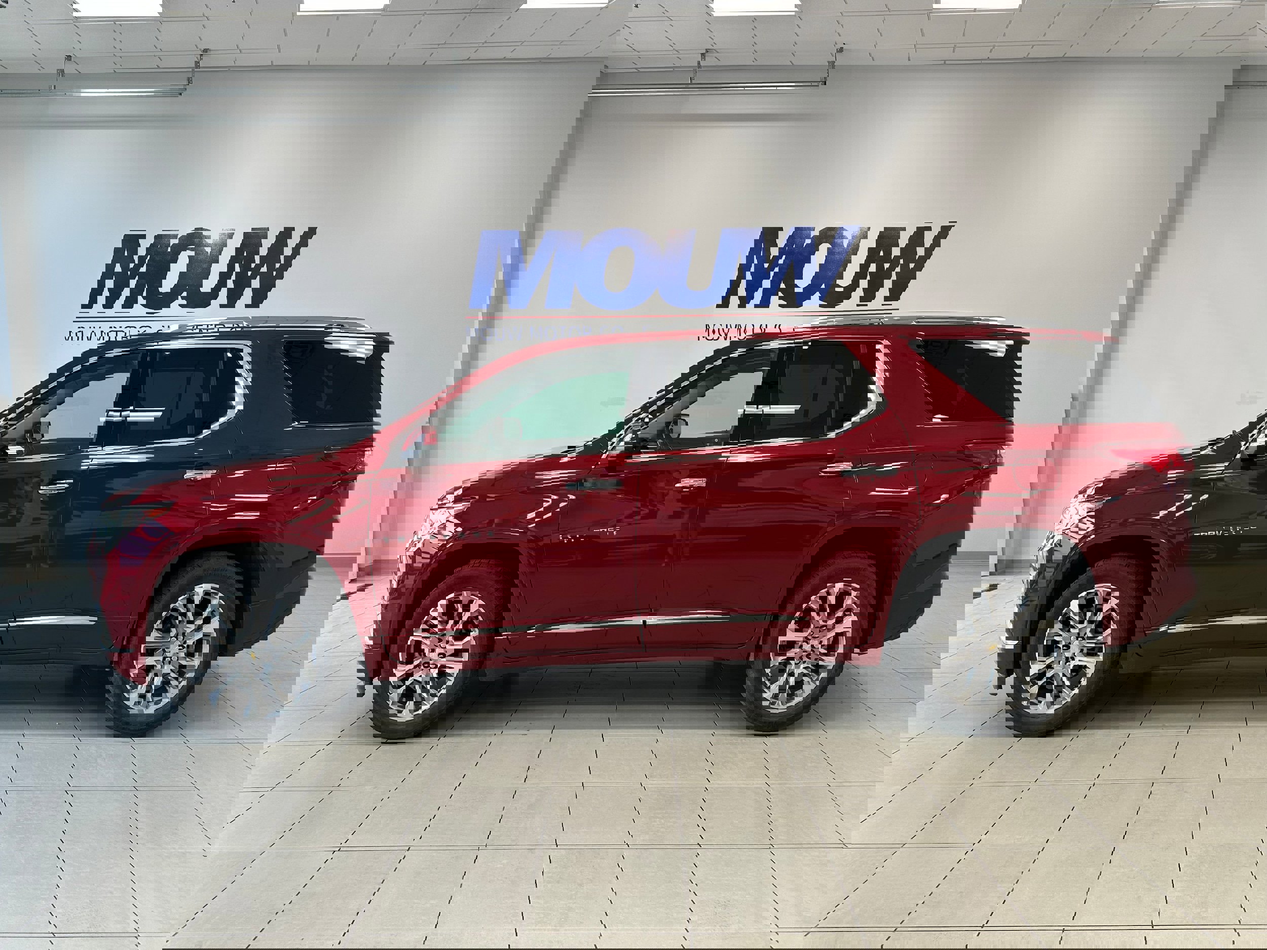 Used 2021 Chevrolet Traverse Premier image 1
