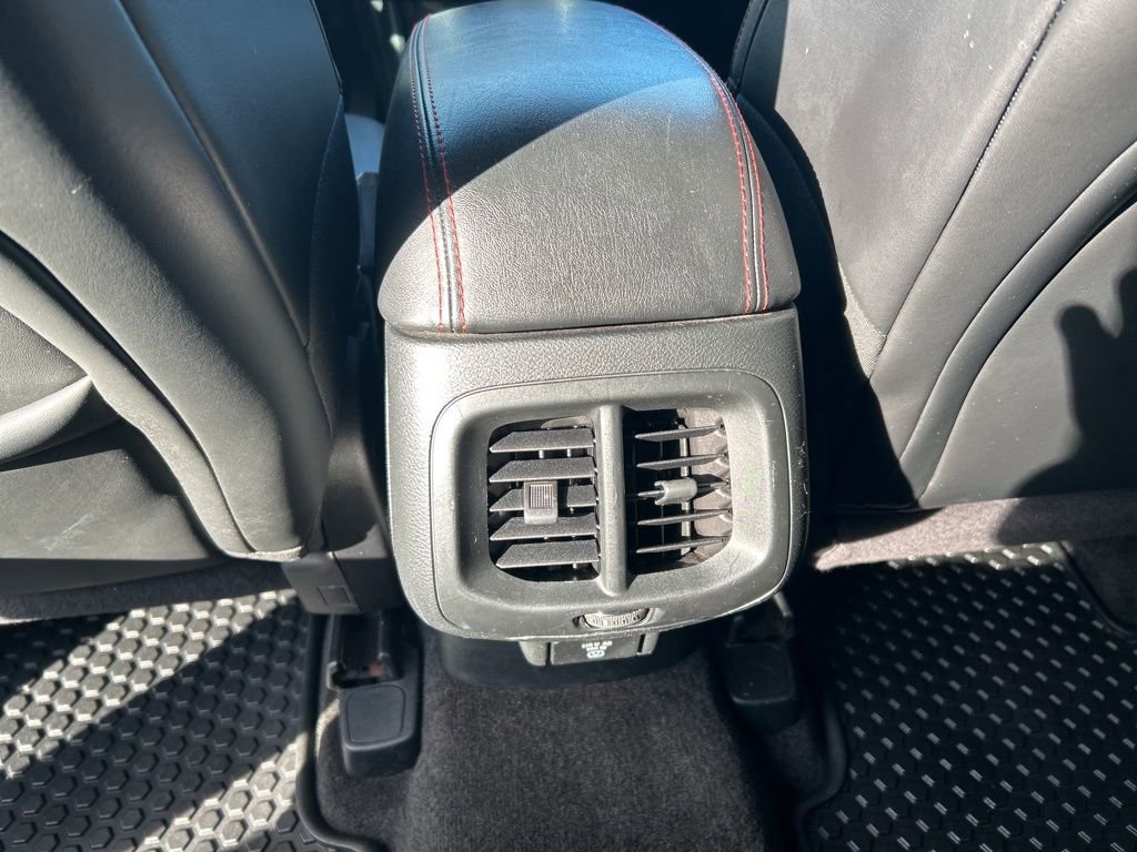 Used 2015 Jeep Cherokee Trailhawk w/ Comfort/Convenience Group image 32