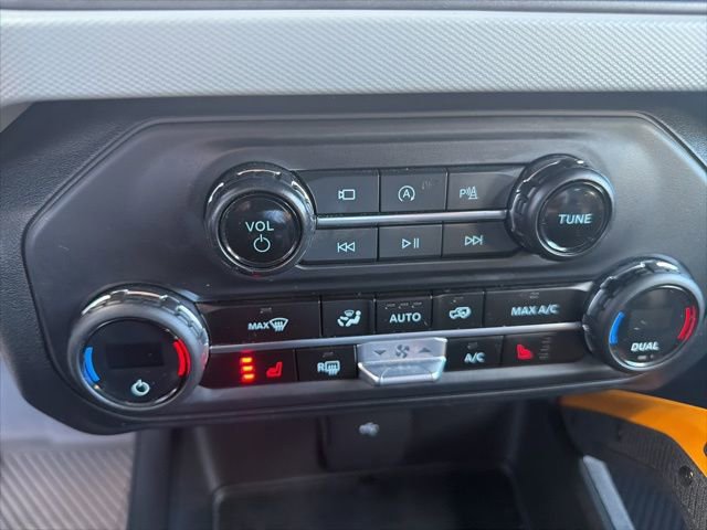 Used 2023 Ford Bronco Badlands image 19