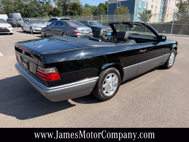 Used 1995 Mercedes-Benz E 320 Convertible image 17