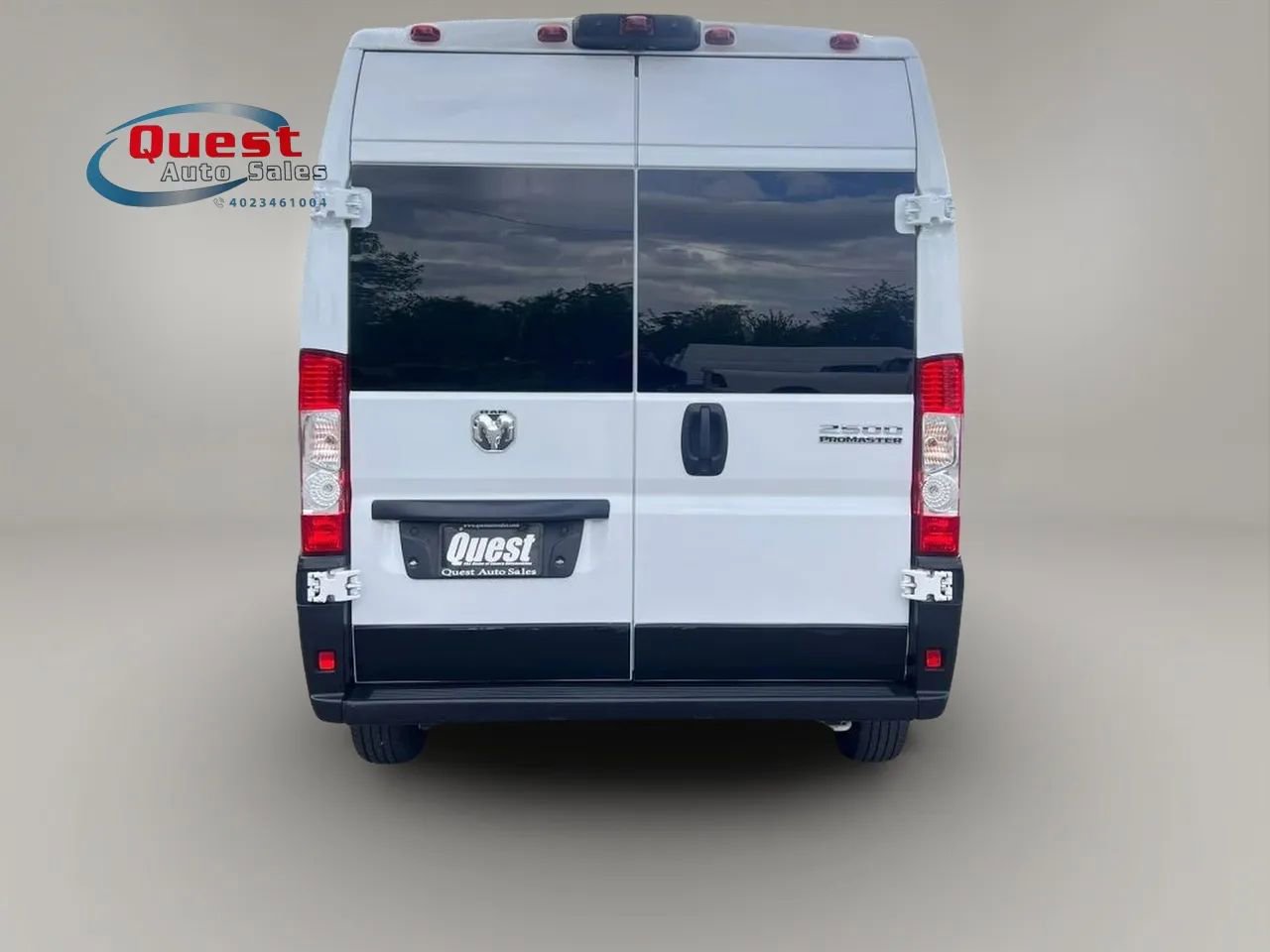 Used 2023 RAM ProMaster 2500 FWD image 4