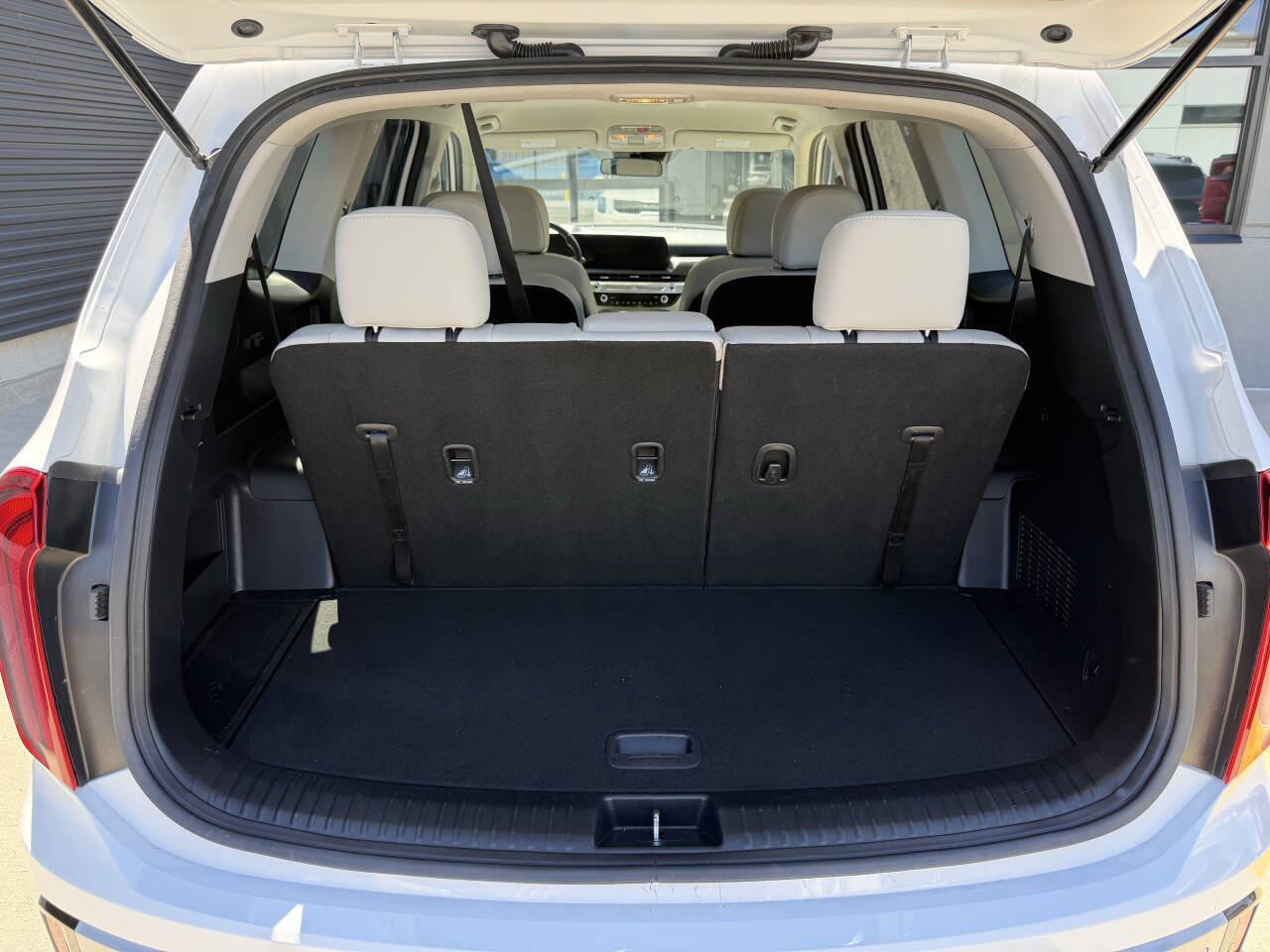 Used 2023 Kia Telluride S AWD/4WD image 33