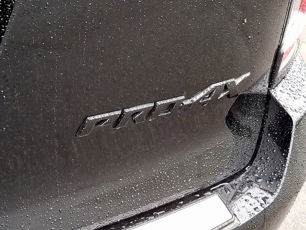 Used 2025 Nissan Armada PRO-4X AWD/4WD image 30