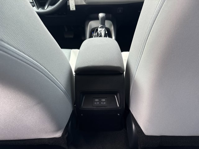 Used 2025 Toyota Corolla LE FWD image 18