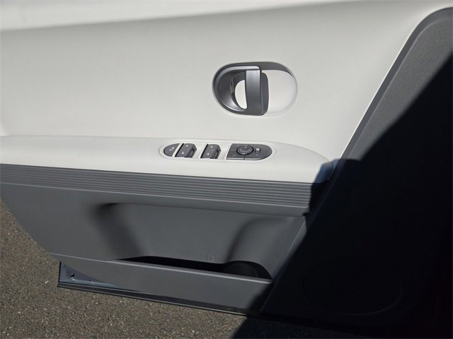 New 2026 Hyundai Ioniq 5 SEL image 16