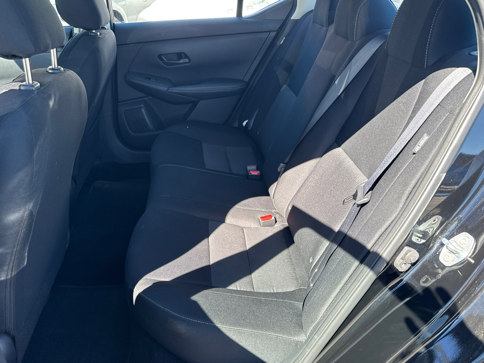 Used 2025 Nissan Sentra SV FWD image 6
