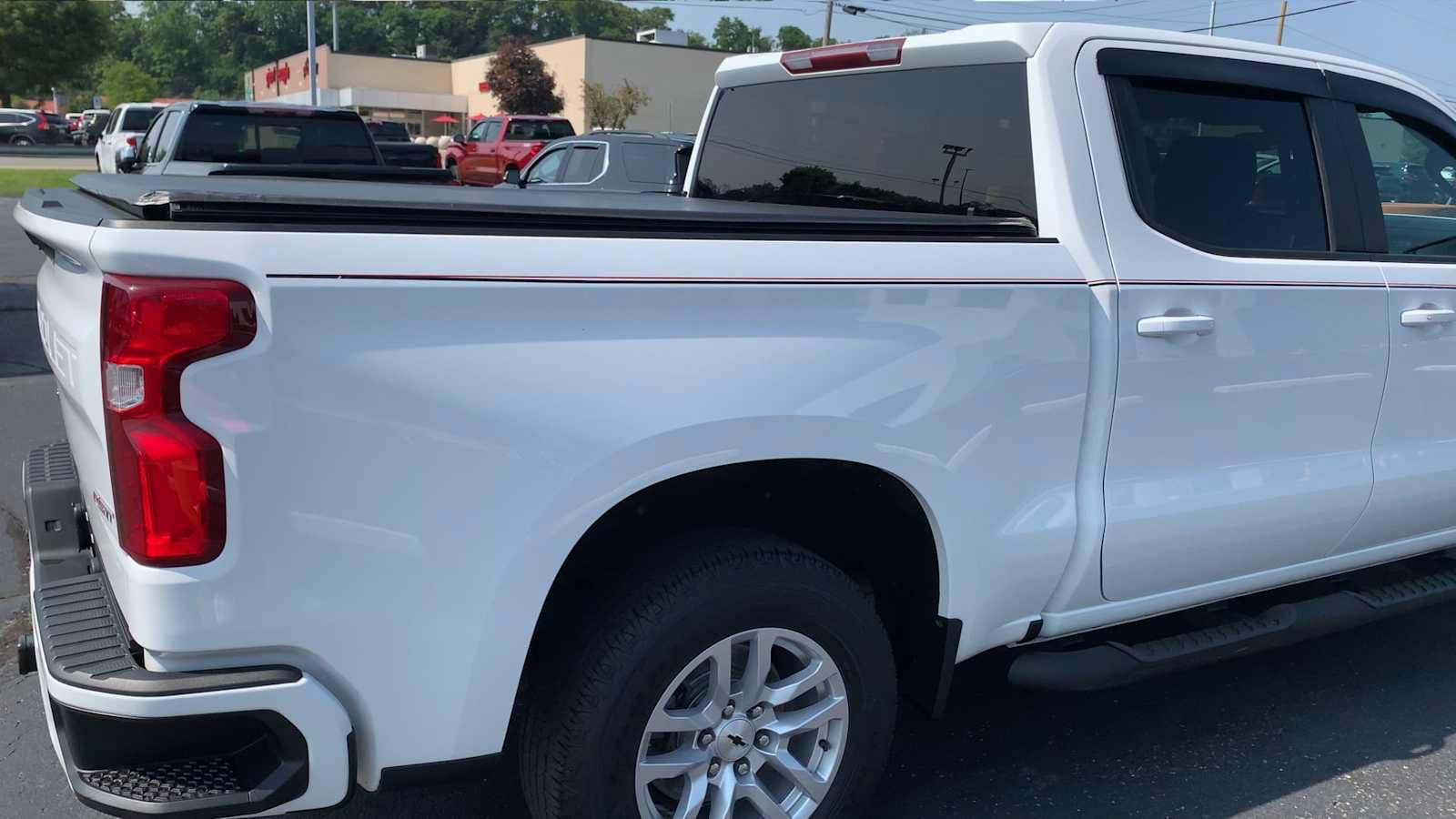 Certified 2022 Chevrolet Silverado 1500 RST AWD/4WD image 8