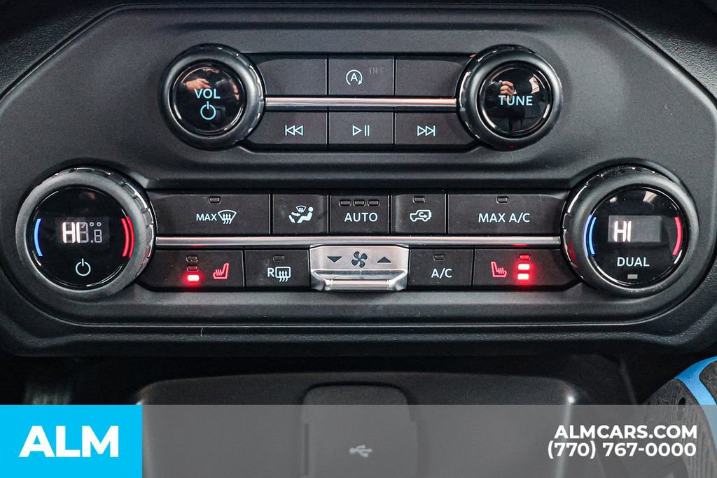 Used 2024 Ford Bronco Black Diamond image 41