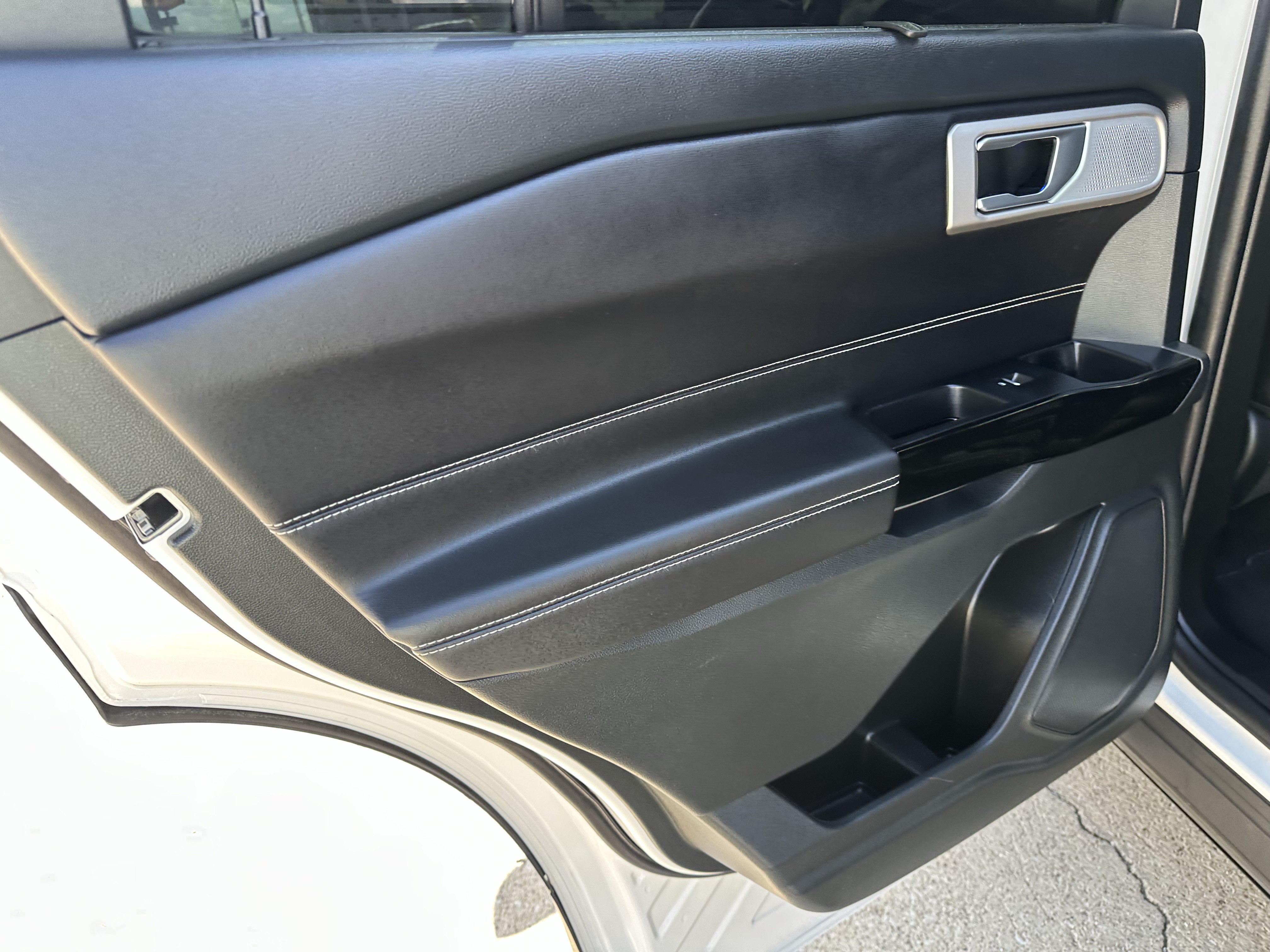 Used 2023 Ford Explorer ST w/ Equipment Group 401A AWD/4WD image 8
