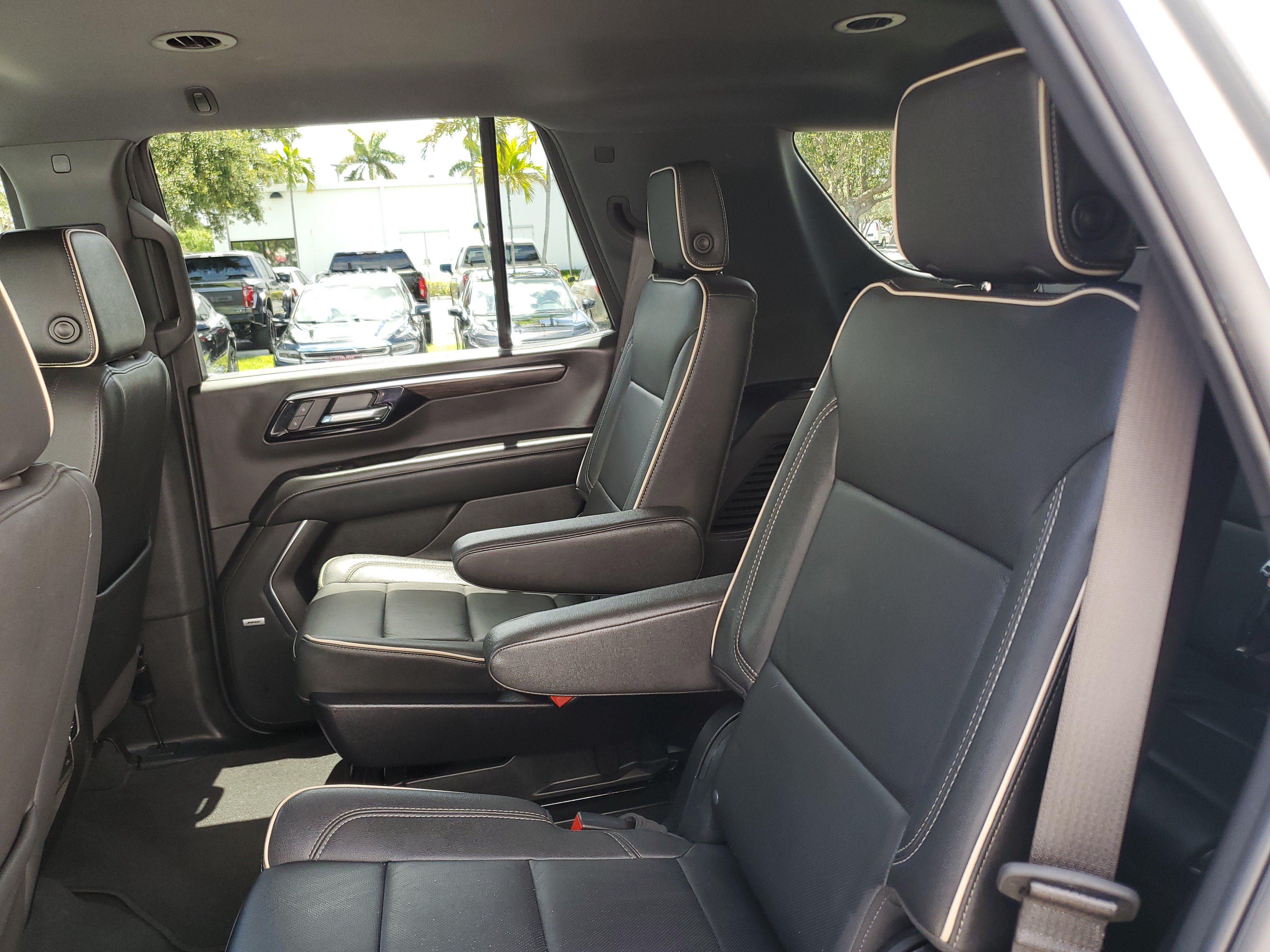 Certified 2025 Chevrolet Tahoe Premier AWD/4WD image 14