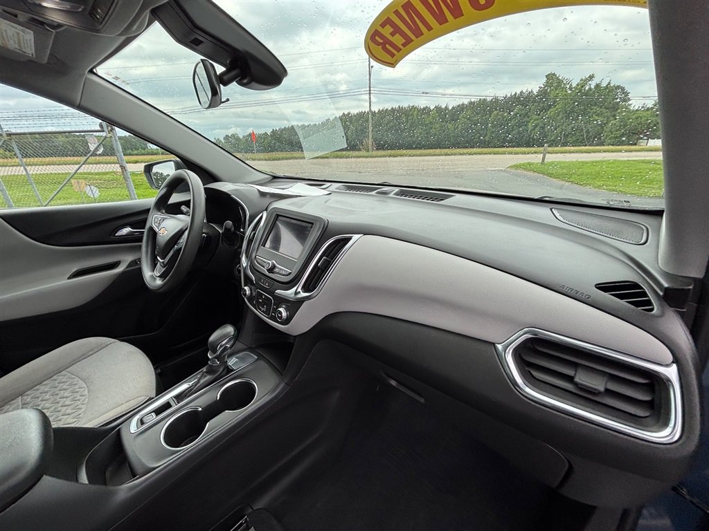 Used 2024 Chevrolet Equinox LS w/ LS Convenience Package FWD image 24