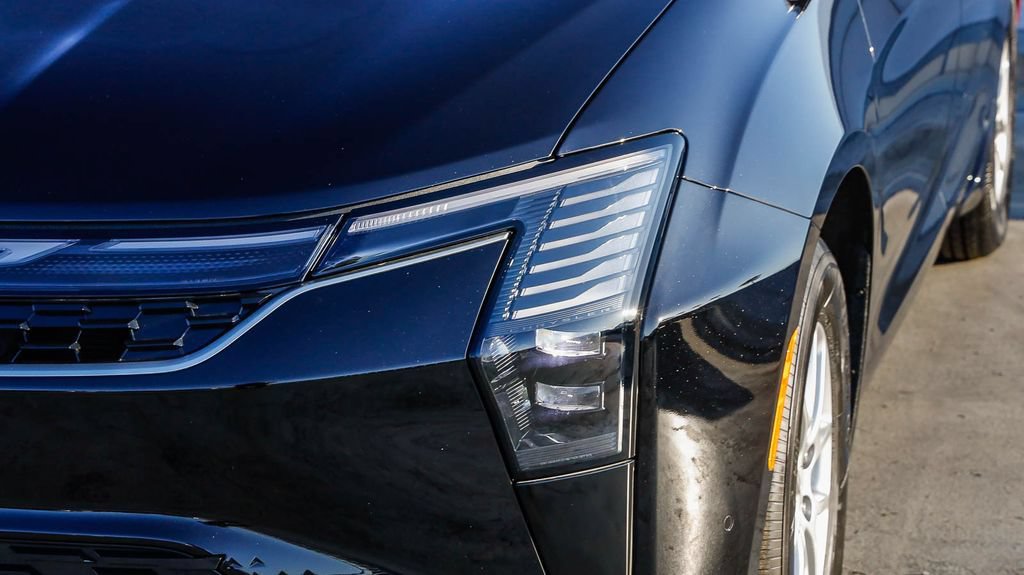 New 2027 Chrysler Pacifica Select FWD image 5