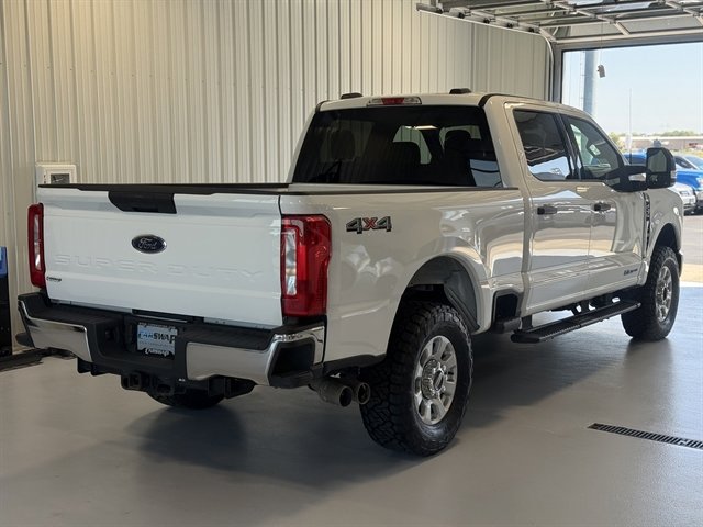 Used 2024 Ford F250 XLT image 3