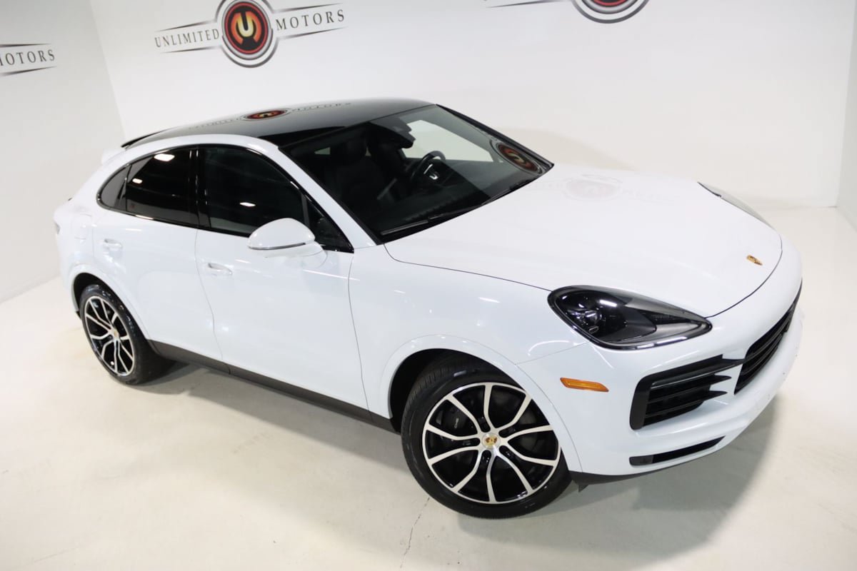 Used 2023 Porsche Cayenne Coupe w/ Towing Package w/o Tow Ball AWD/4WD image 11