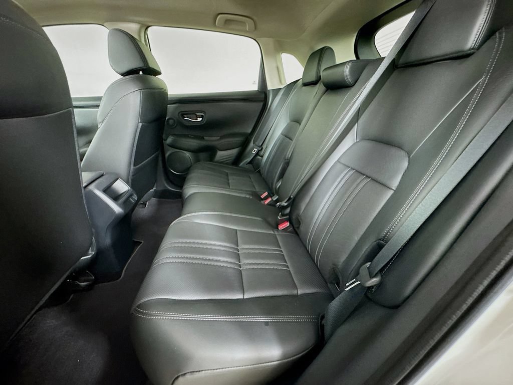 Certified 2026 Honda HR-V EX-L image 32