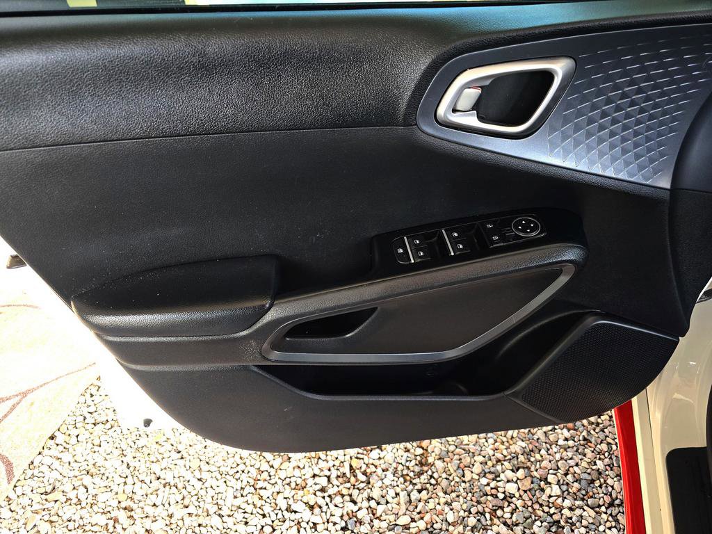 Used 2020 Kia Soul GT-Line FWD image 22