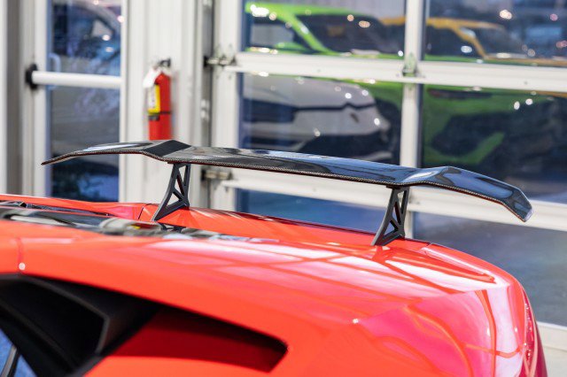 Used 2017 Lamborghini Huracan LP 580-2 image 35