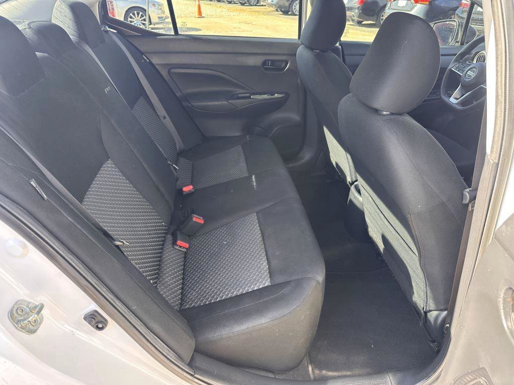 Used 2021 Nissan Versa S FWD image 14