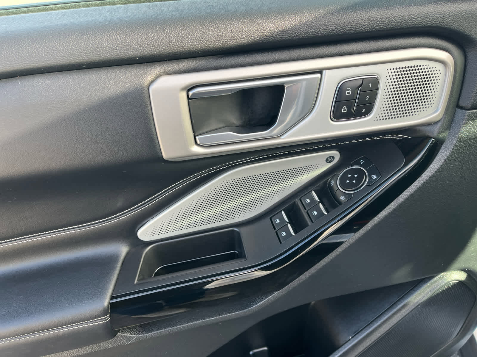 Used 2023 Ford Explorer ST w/ Equipment Group 401A image 35