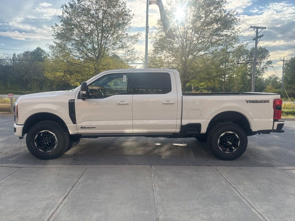 New 2026 Ford F250 Platinum w/ Tremor Off-Road Package image 4