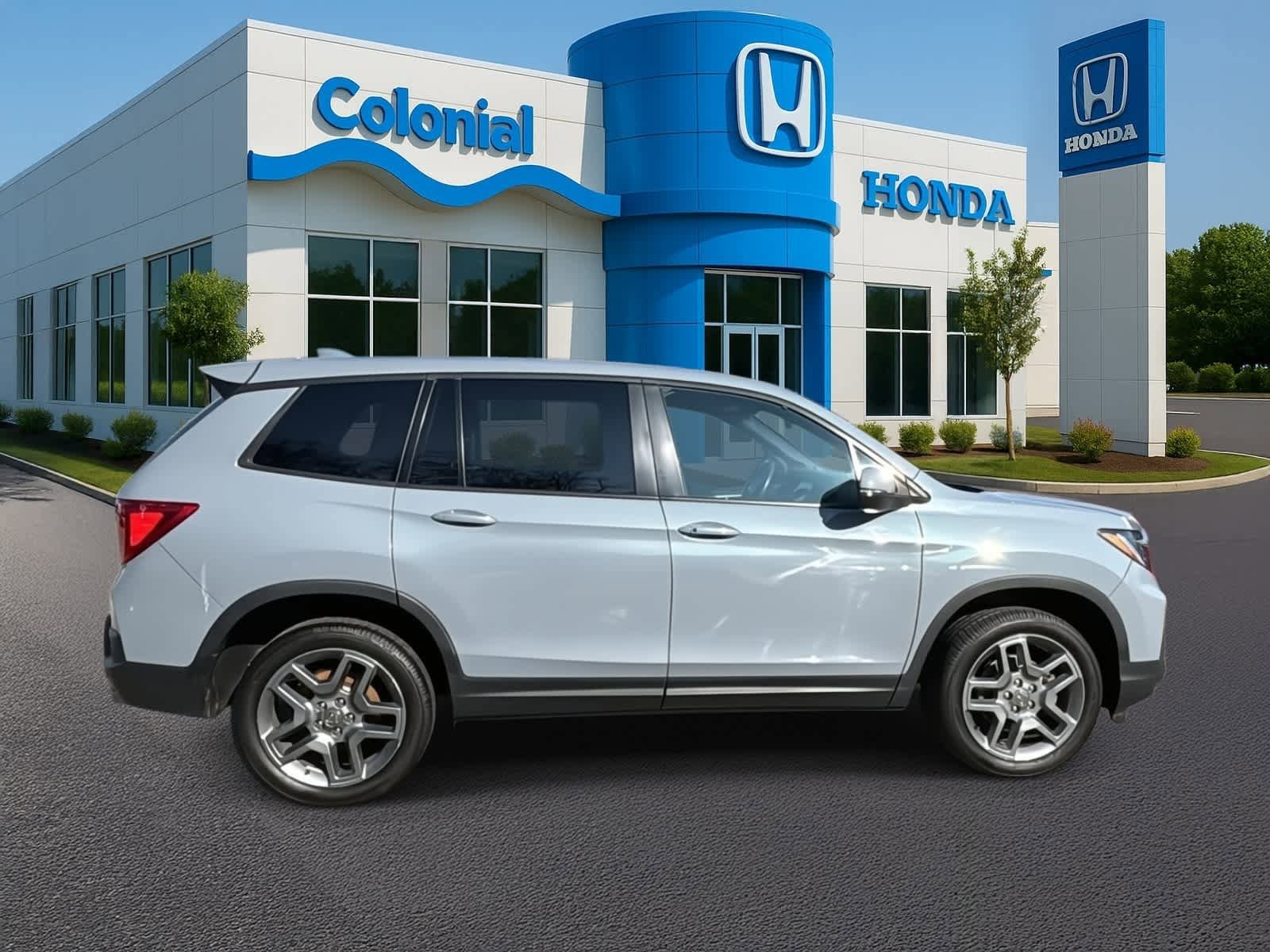 Used 2023 Honda Passport EX-L image 9