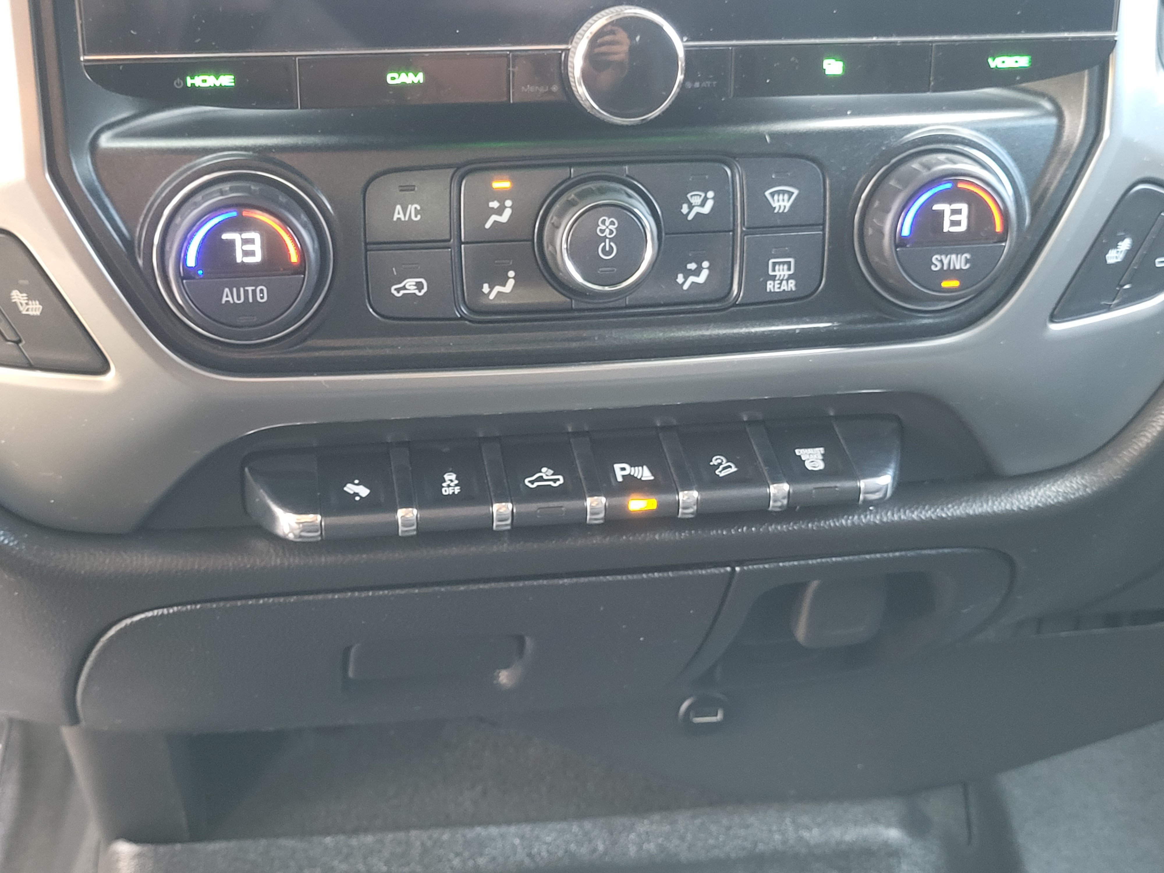 Used 2015 Chevrolet Silverado 2500 LT w/ Z71 Package, Off-Road AWD/4WD image 18