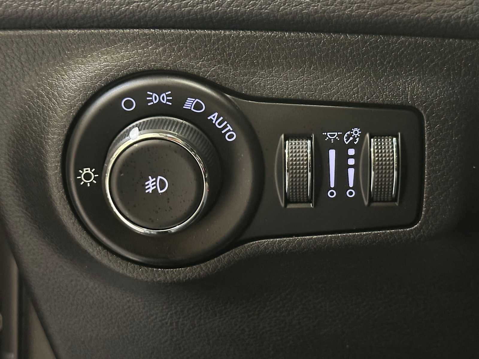 Used 2019 Jeep Compass Altitude image 18