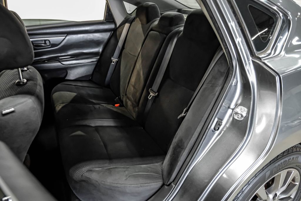 Used 2015 Nissan Altima 2.5 S w/ Special Edition Package FWD image 38