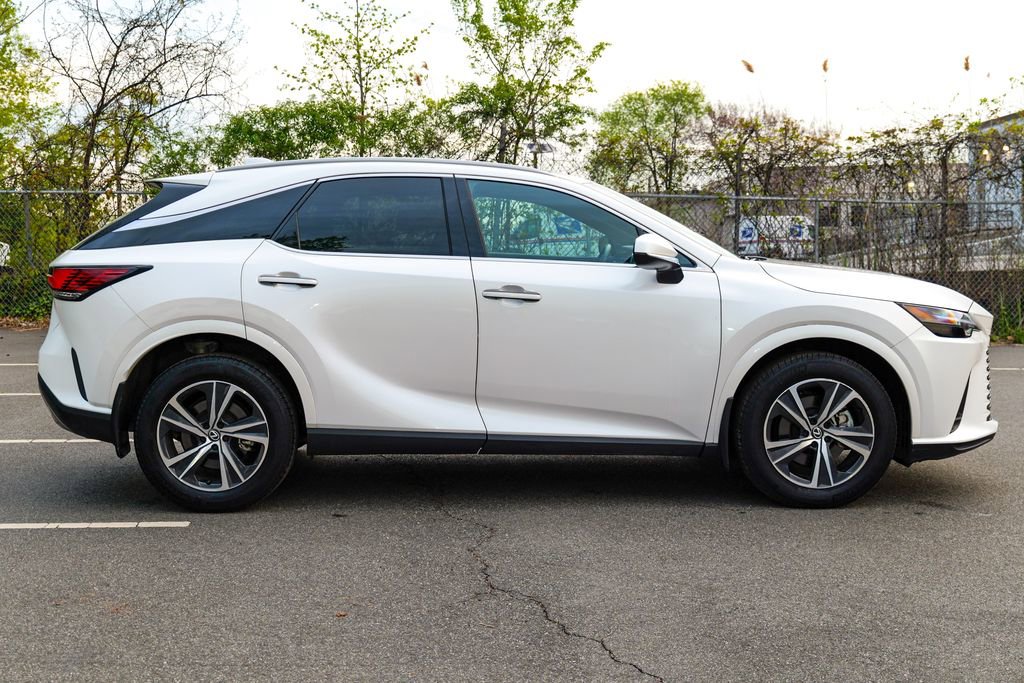 Used 2024 Lexus RX 350 Premium w/ Accessory Package (Z1) AWD/4WD image 8