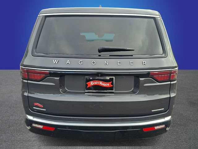 Used 2022 Jeep Wagoneer Series II AWD/4WD image 5