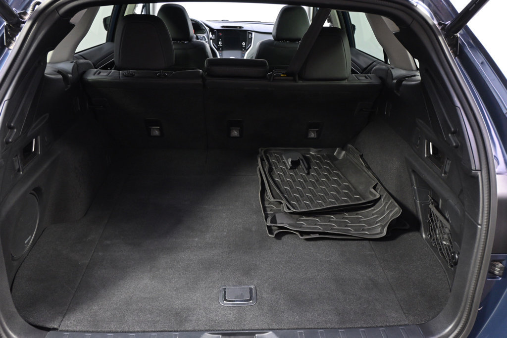 Used 2023 Subaru Outback Limited XT AWD/4WD image 19
