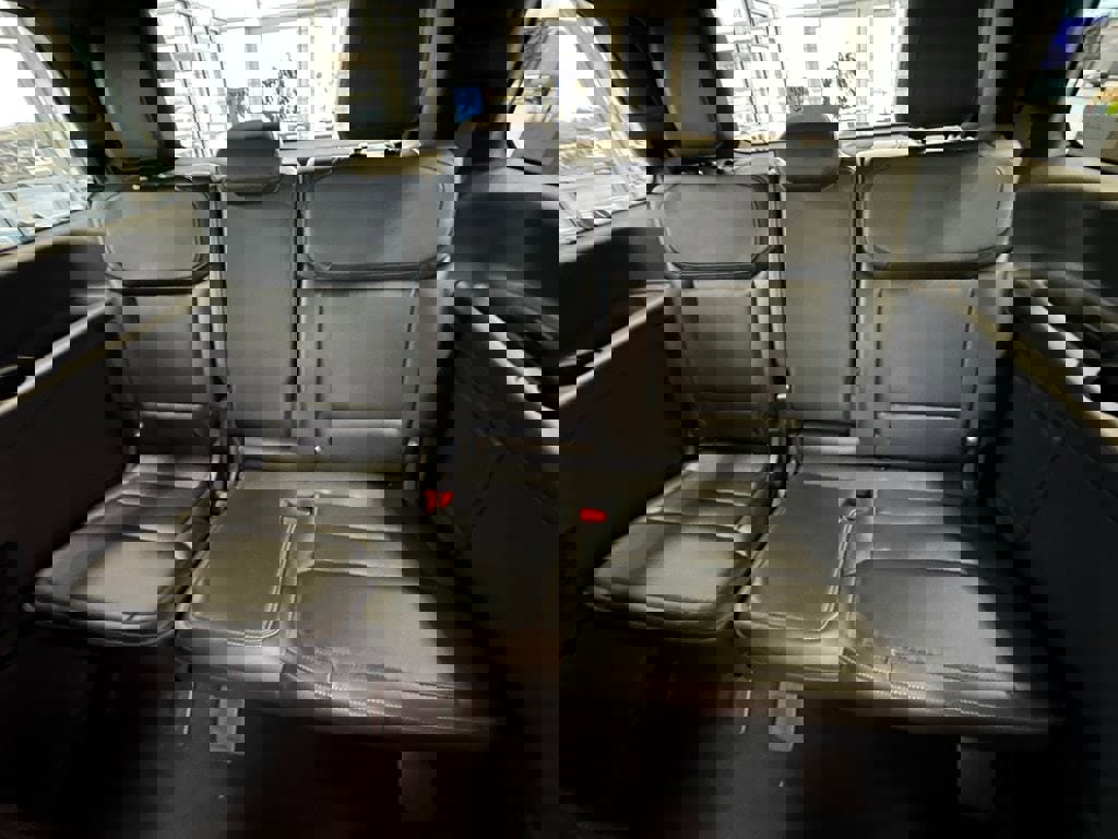 New 2025 Ford Expedition Platinum w/ Stealth Performance Package image 20