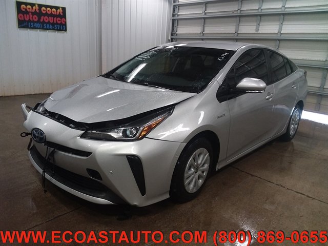 Used 2019 Toyota Prius LE FWD image 4