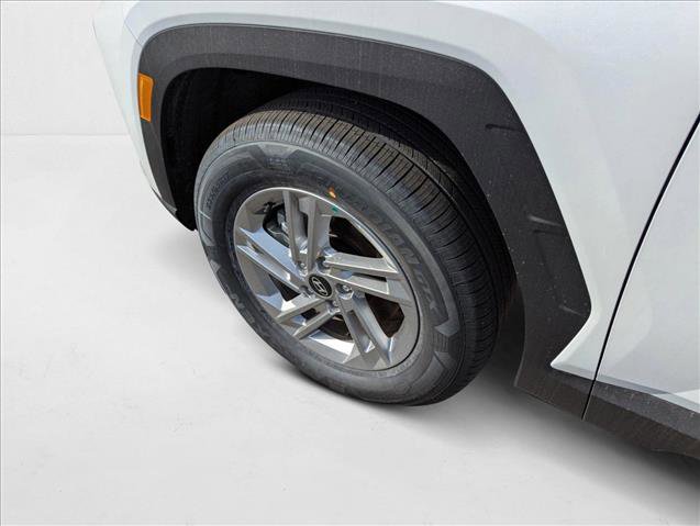 New 2025 Hyundai Tucson SE image 17