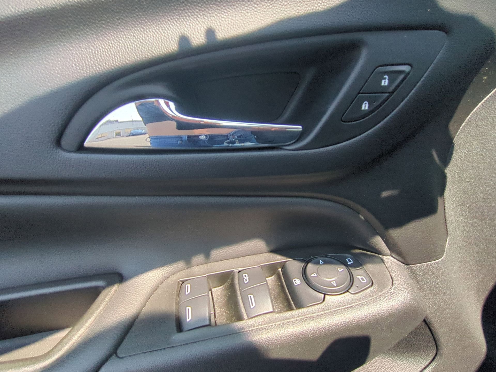 Certified 2021 Chevrolet Equinox LT AWD/4WD image 23