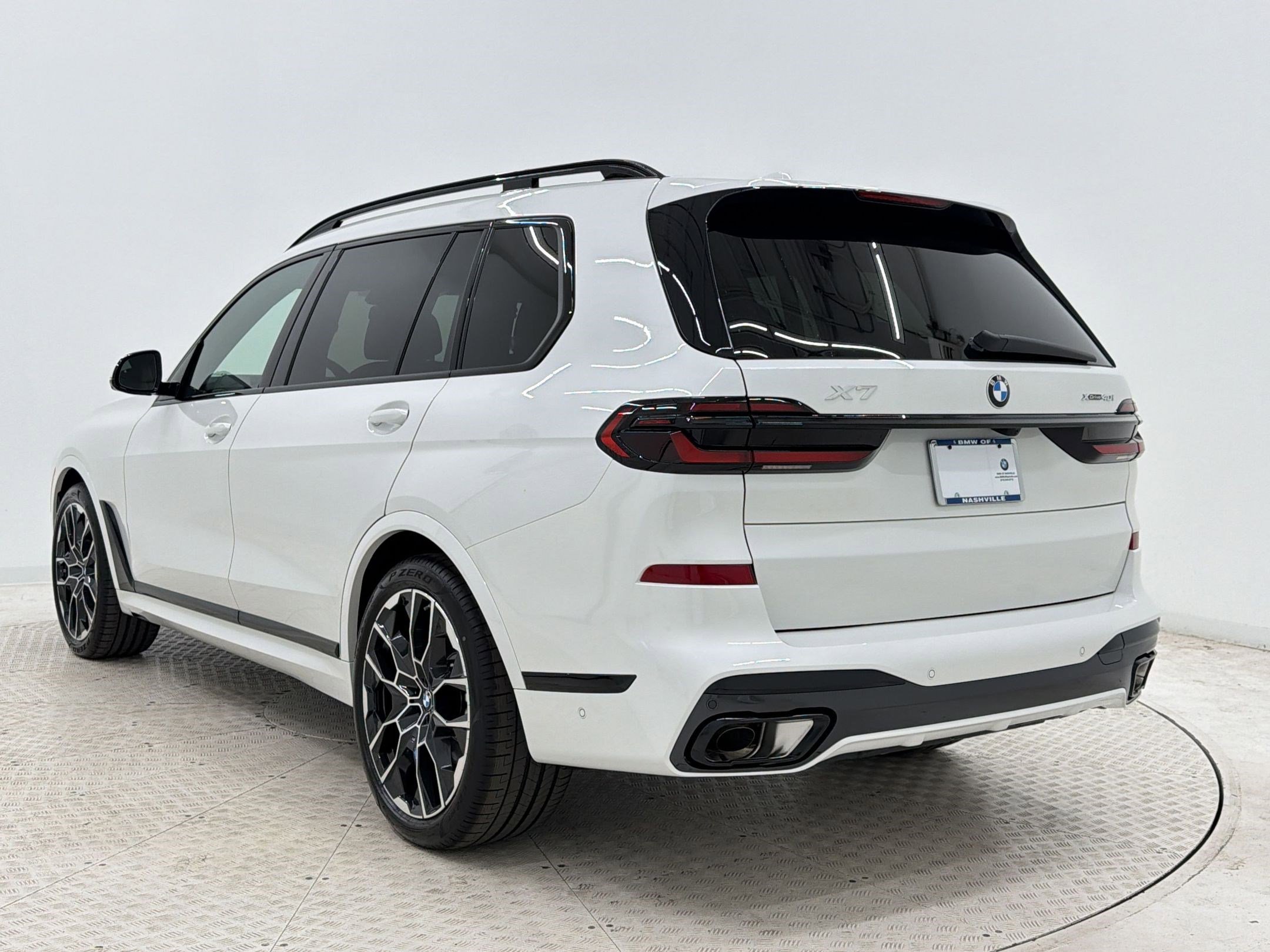 New 2026 BMW X7 xDrive40i image 3