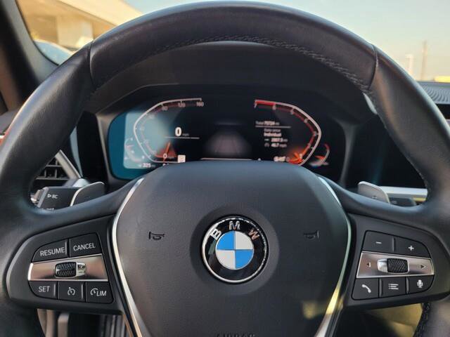 Used 2021 BMW 330i Sedan w/ Premium Package image 16