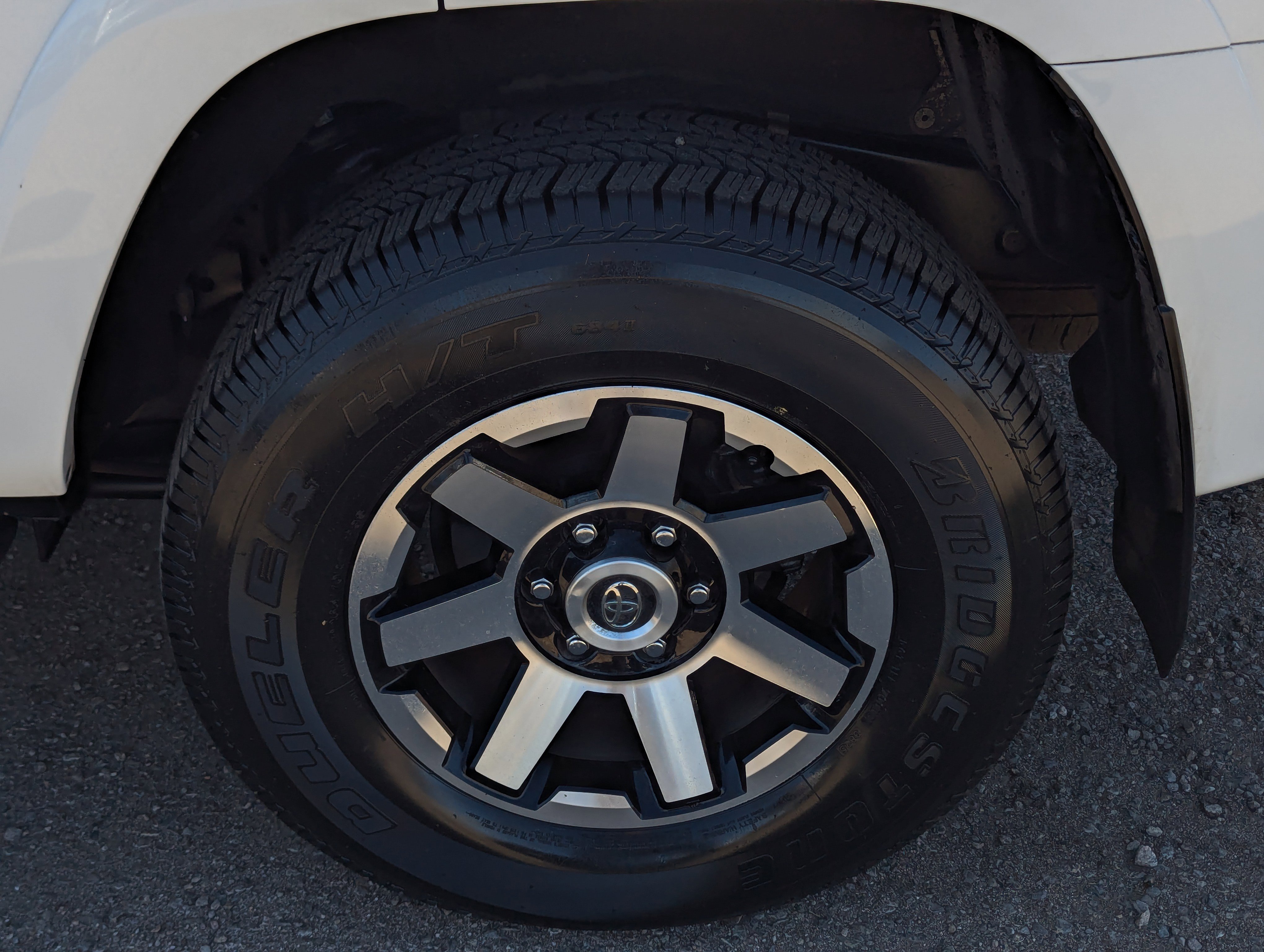 Used 2019 Toyota 4Runner TRD Off-Road Premium AWD/4WD image 7