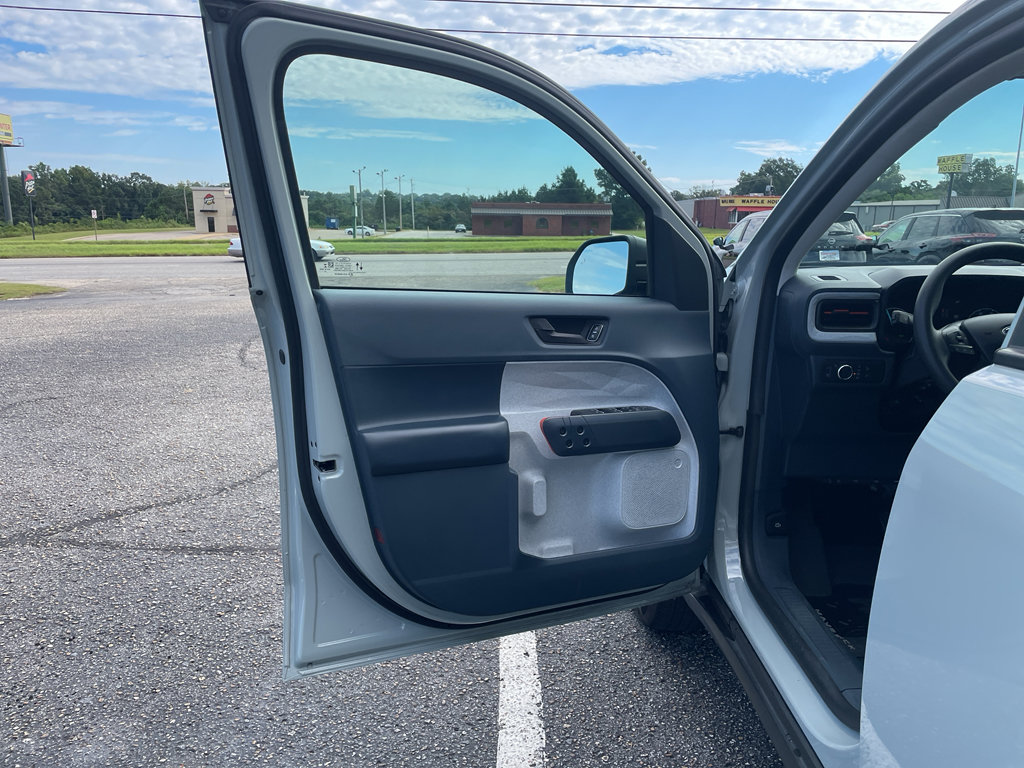 Used 2022 Ford Maverick XLT image 8