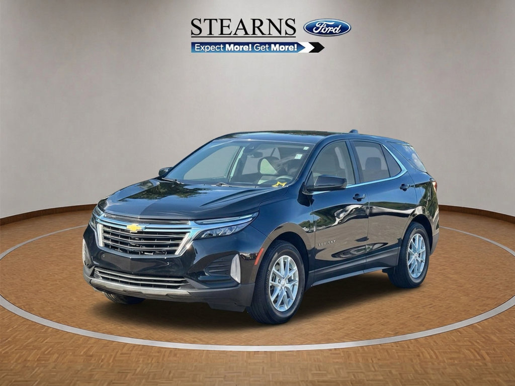 Used 2023 Chevrolet Equinox LT FWD image 2