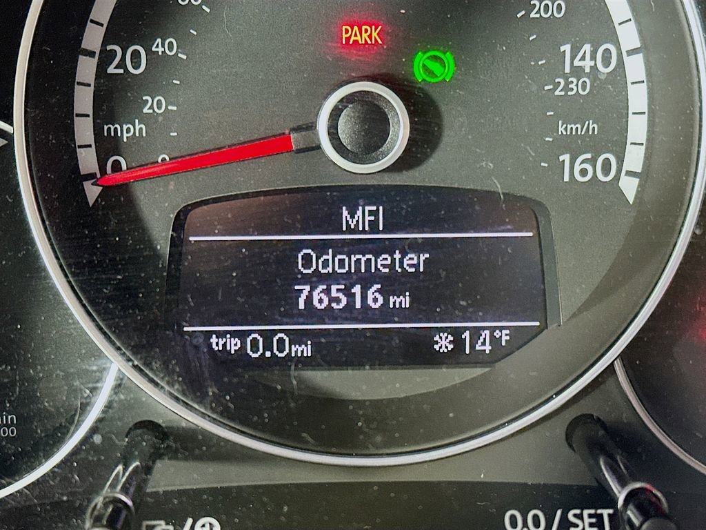 Used 2014 Volkswagen Beetle 2.5 image 17